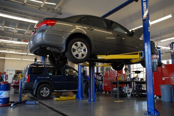 Autogarage in Roden